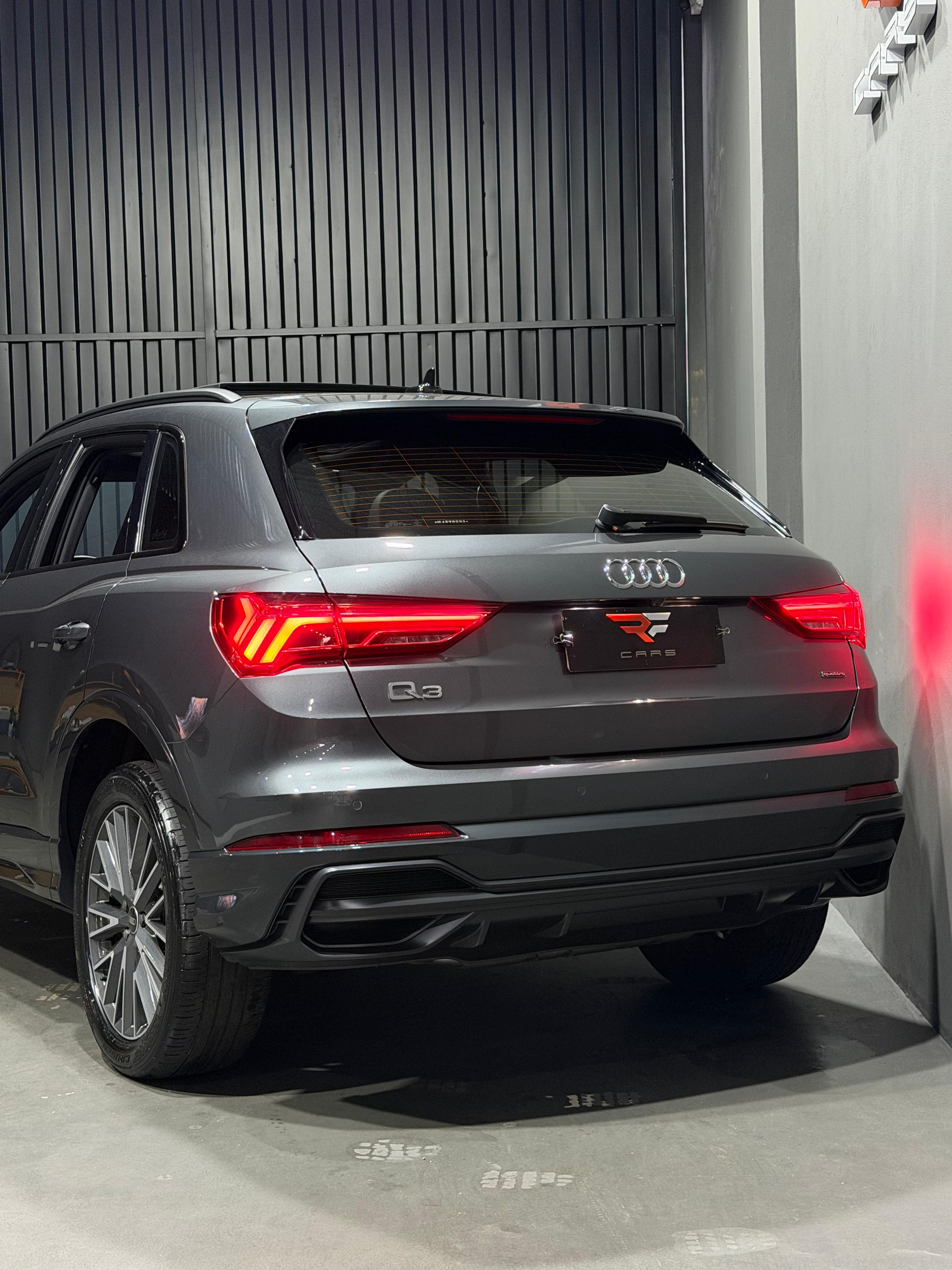 AUDI Q3 TFSI PERFORMANCE BLACK QUATTRO — foto 16