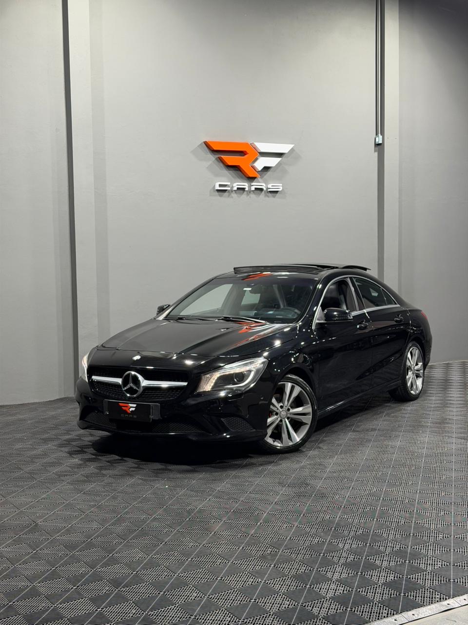 Mercedes-Benz CLA-200 VISION 1.6 TURBO 2014/2015