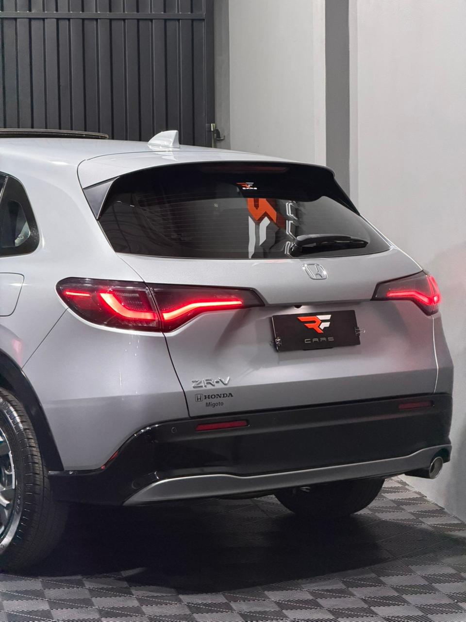 HONDA ZR-V TOURING 2.0 — foto 10