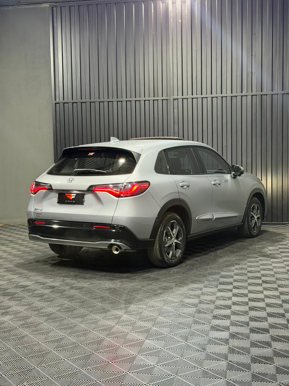 HONDA ZR-V TOURING 2.0 — foto 14