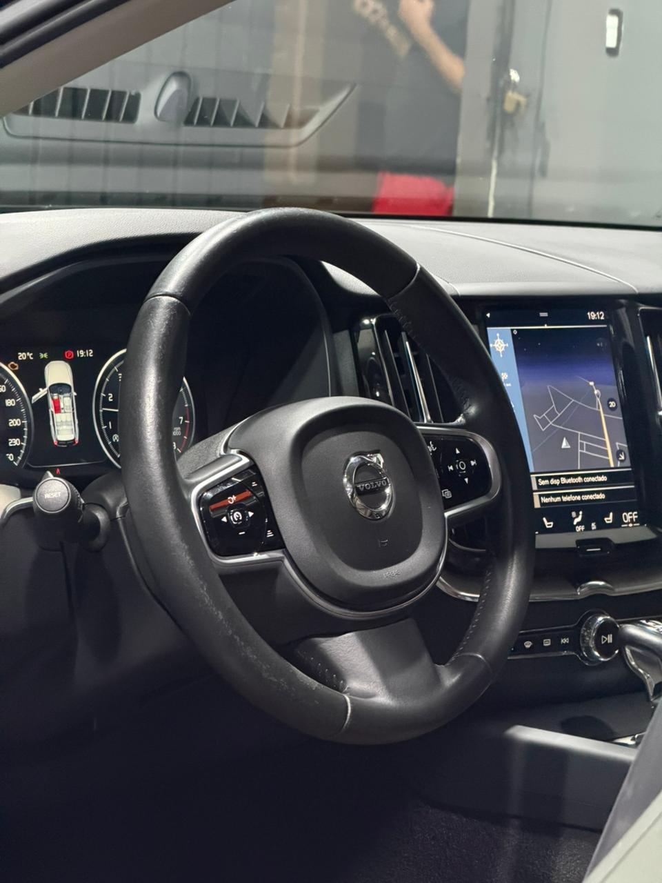 VOLVO XC60 T5 INSCRIPTION 2.0 TURBO AWD — foto 14