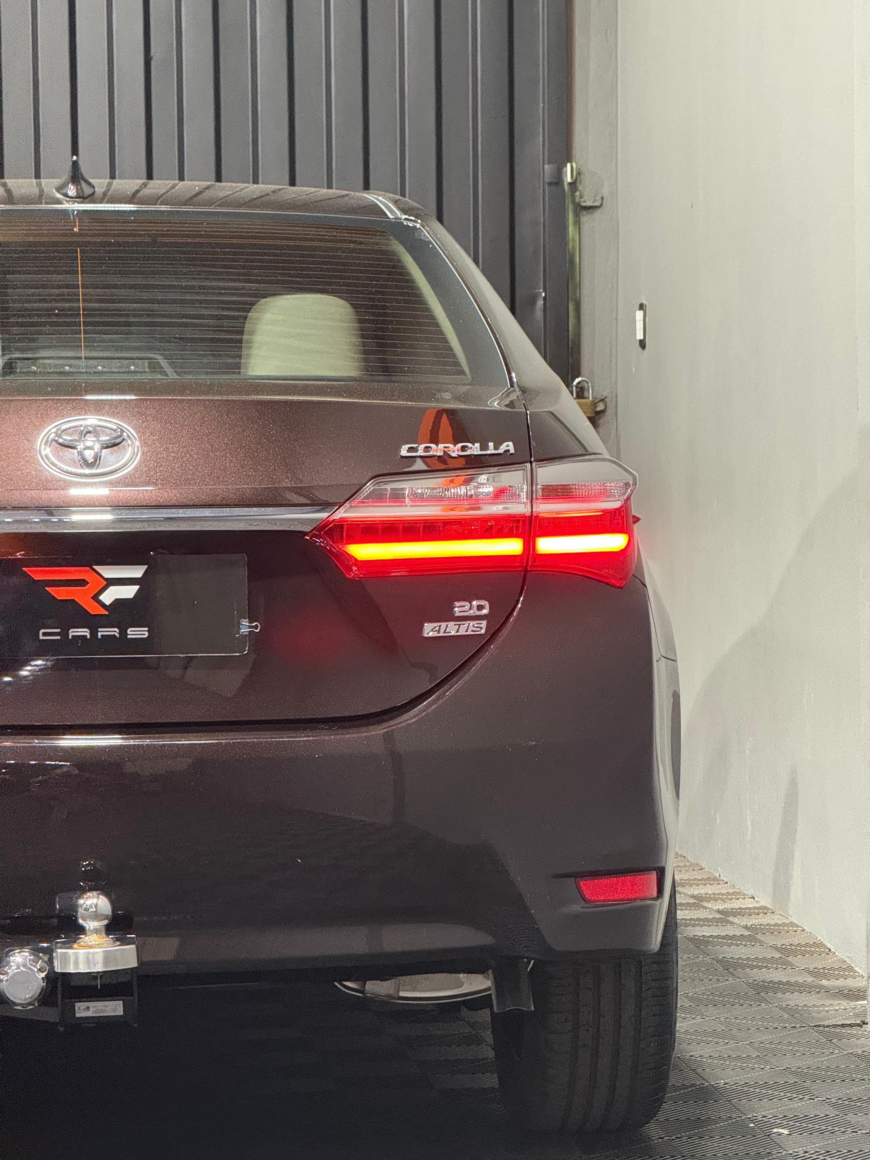 TOYOTA COROLLA ALTIS 2.0 FLEX — foto 11