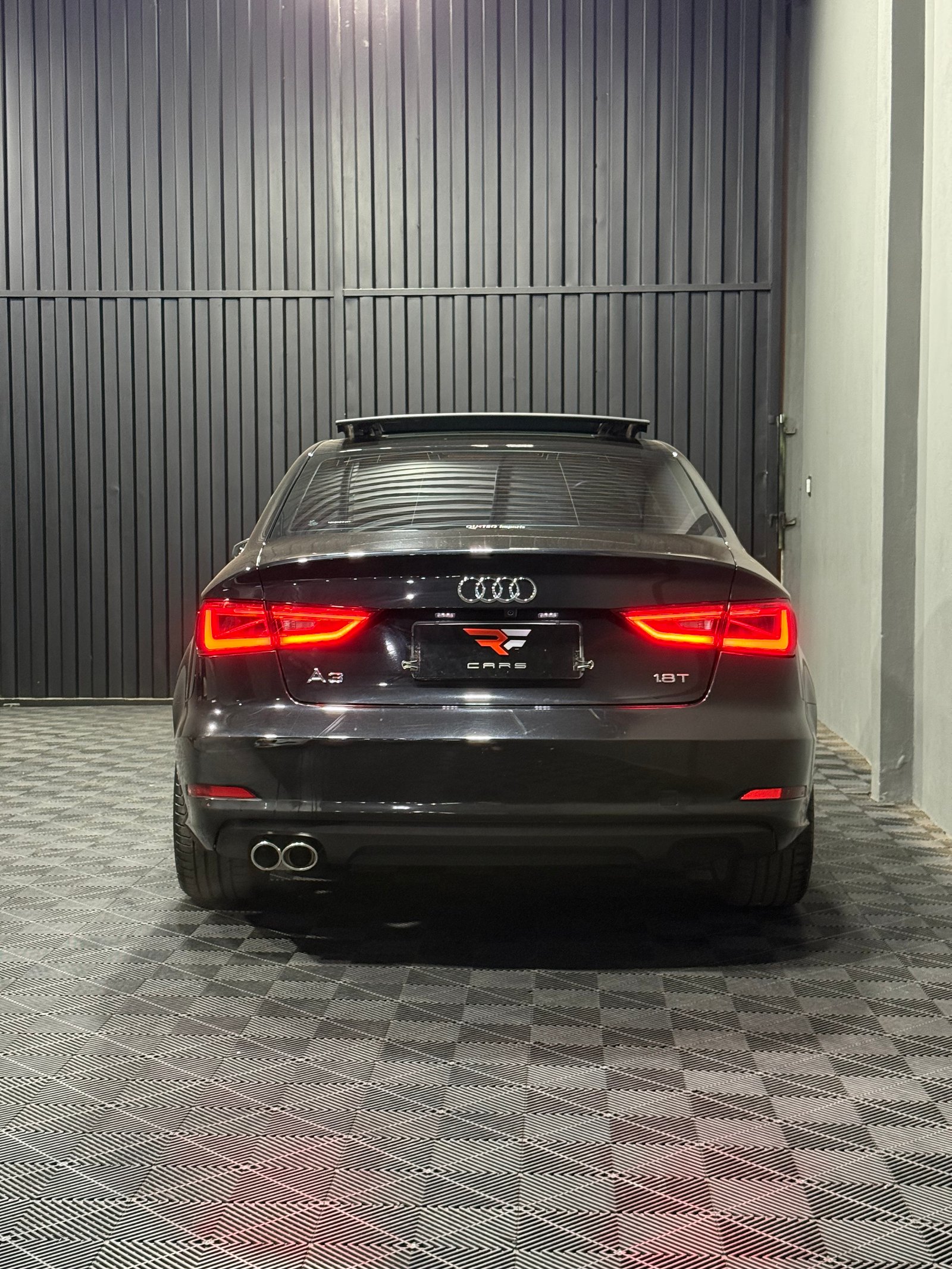 AUDI A3 SEDAN AMBITION 1.8 TFSI — foto 5