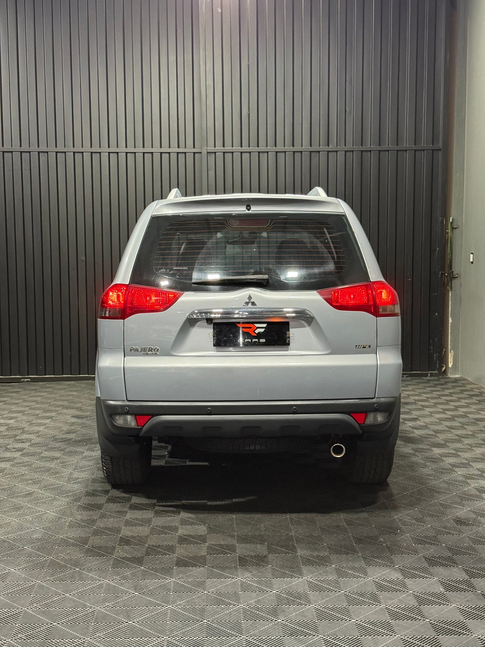 MITSUBISHI PAJERO HPE 3.5 V6 4x4 — foto 4