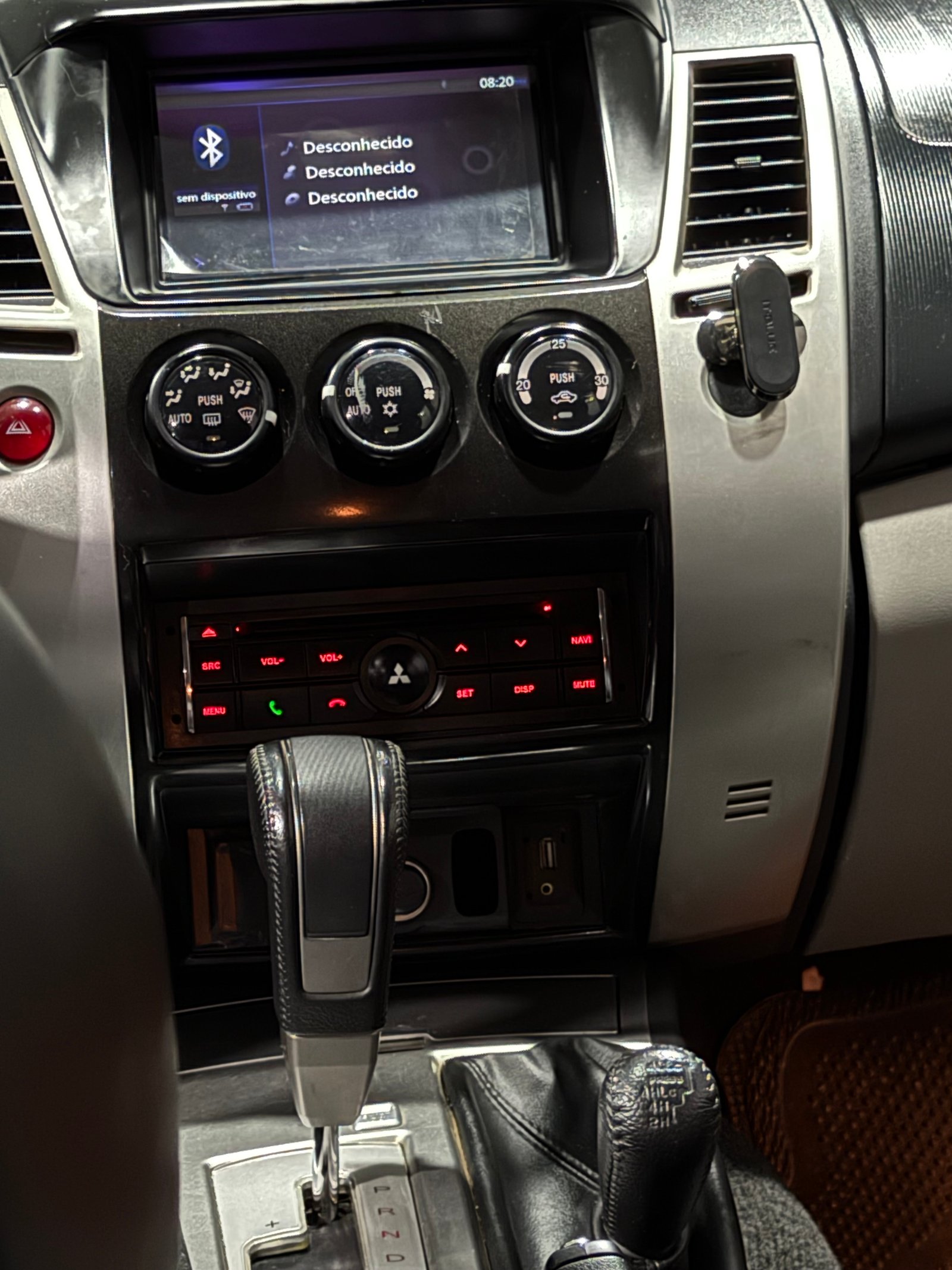 MITSUBISHI PAJERO HPE 3.5 V6 4x4 — foto 9