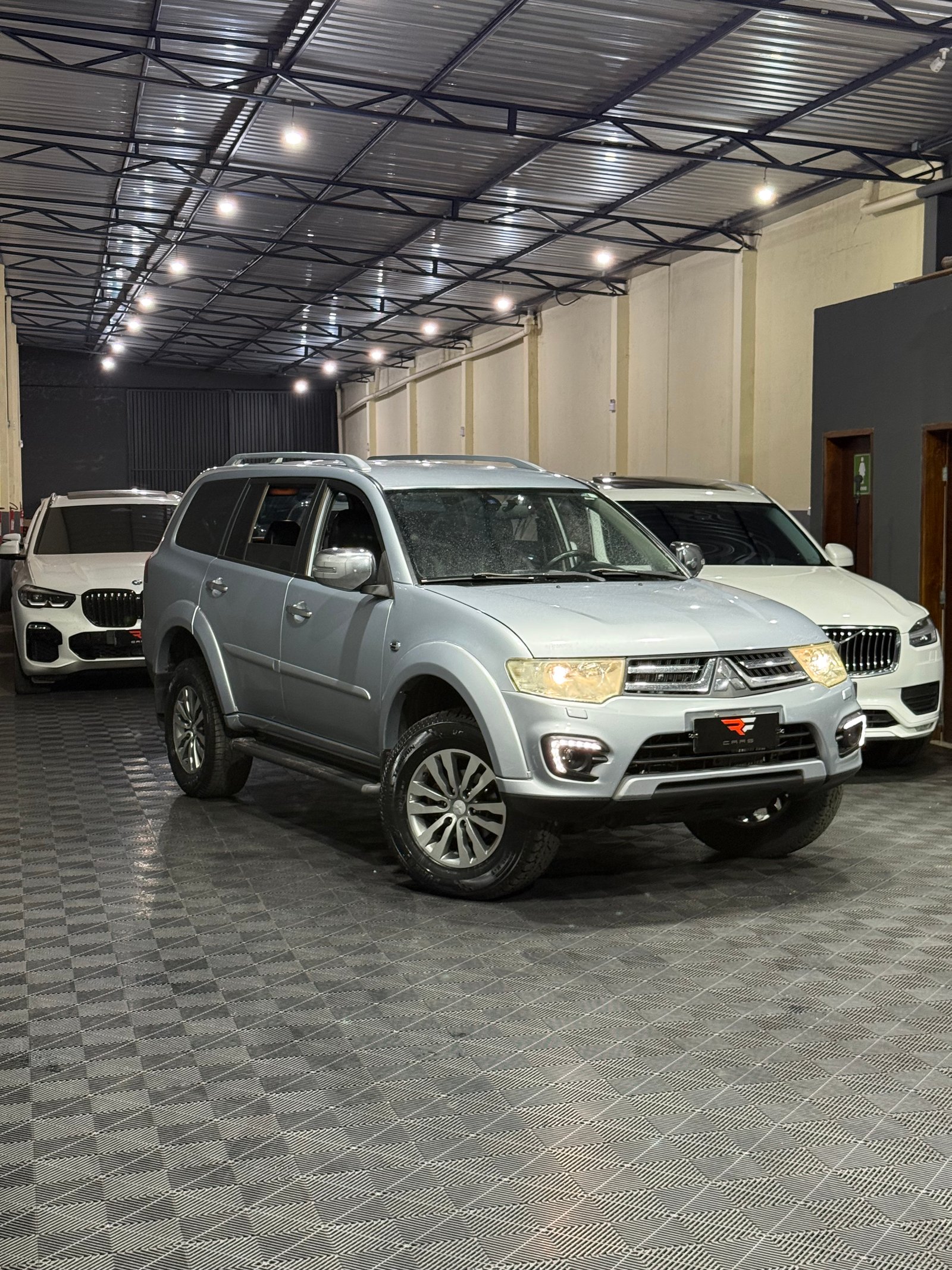 MITSUBISHI PAJERO HPE 3.5 V6 4x4 — foto 19