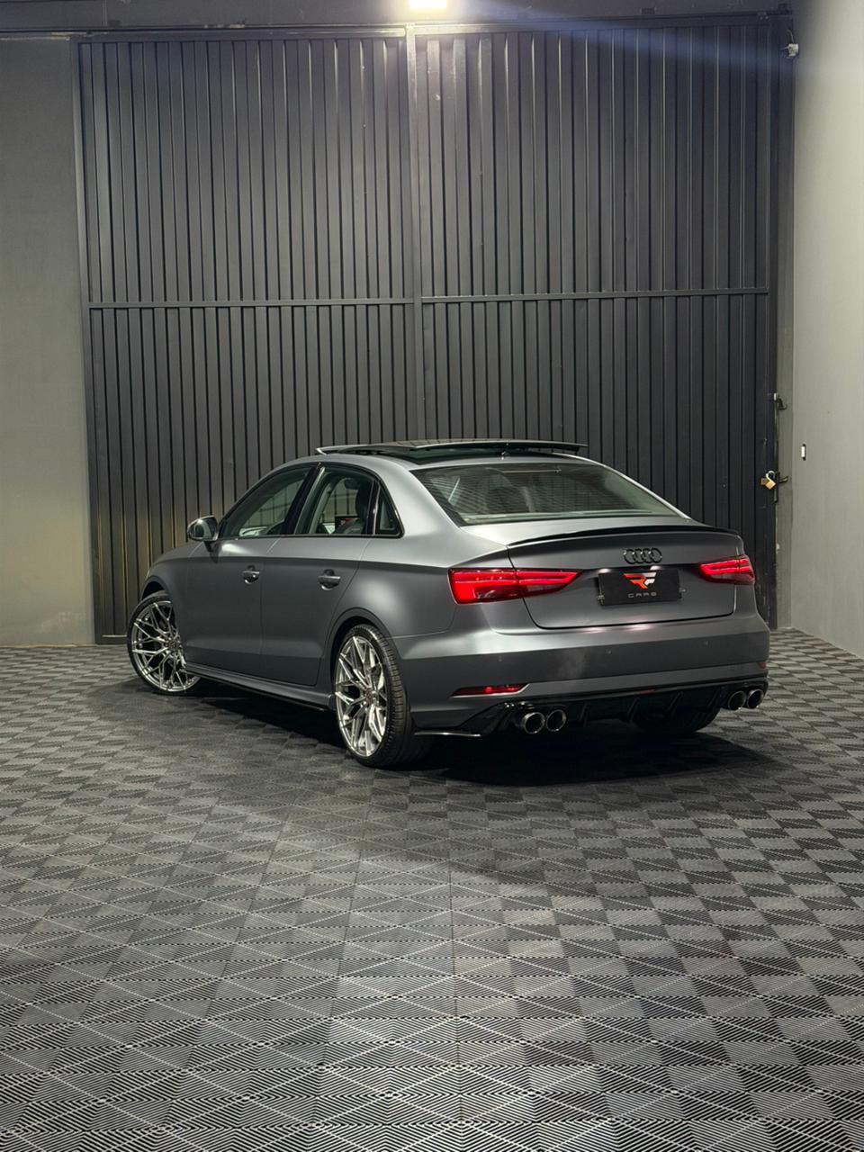AUDI A3 PERFORMANCE BLACK 2.0 — foto 8