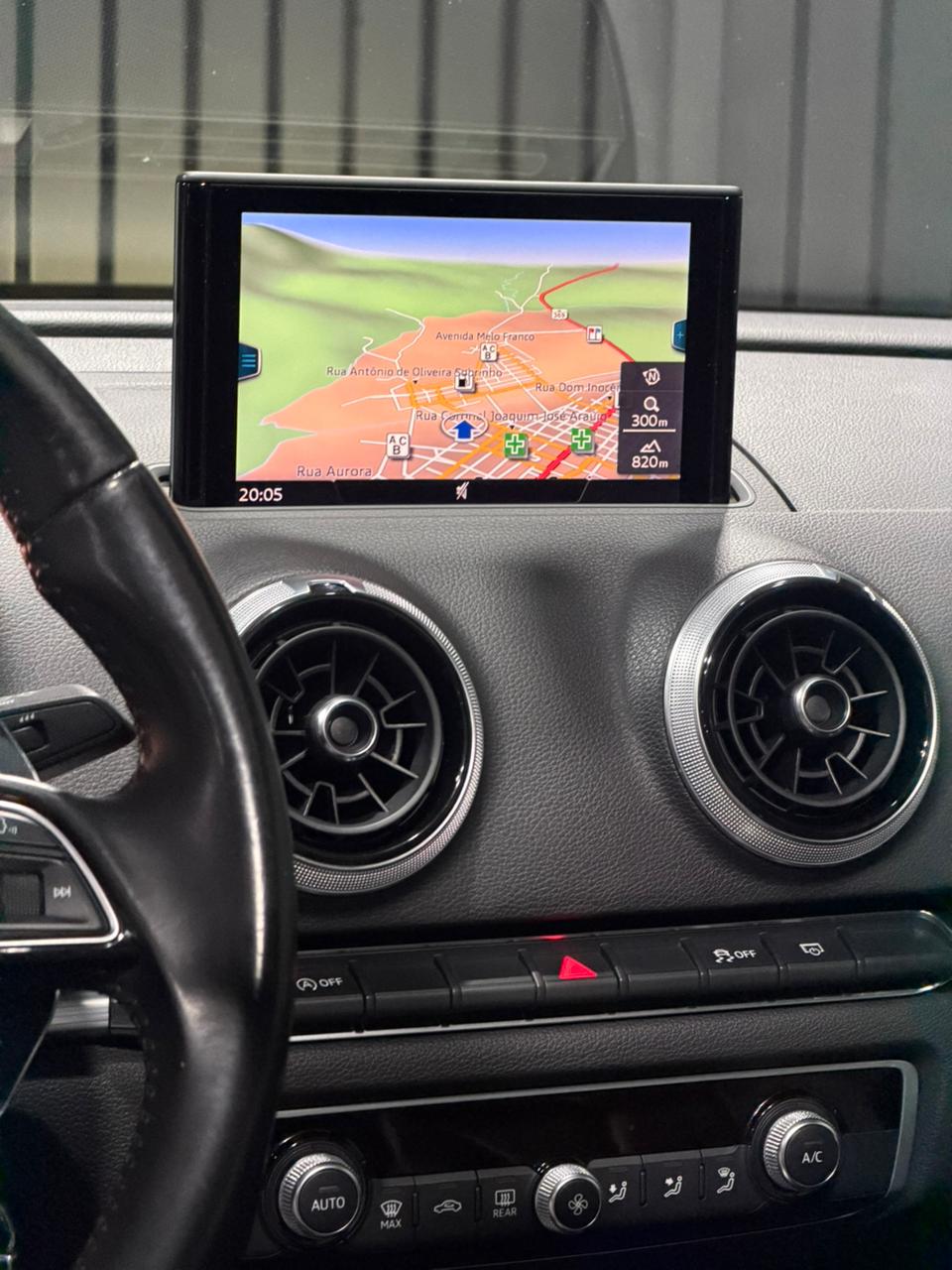 AUDI A3 PERFORMANCE BLACK 2.0 — foto 17