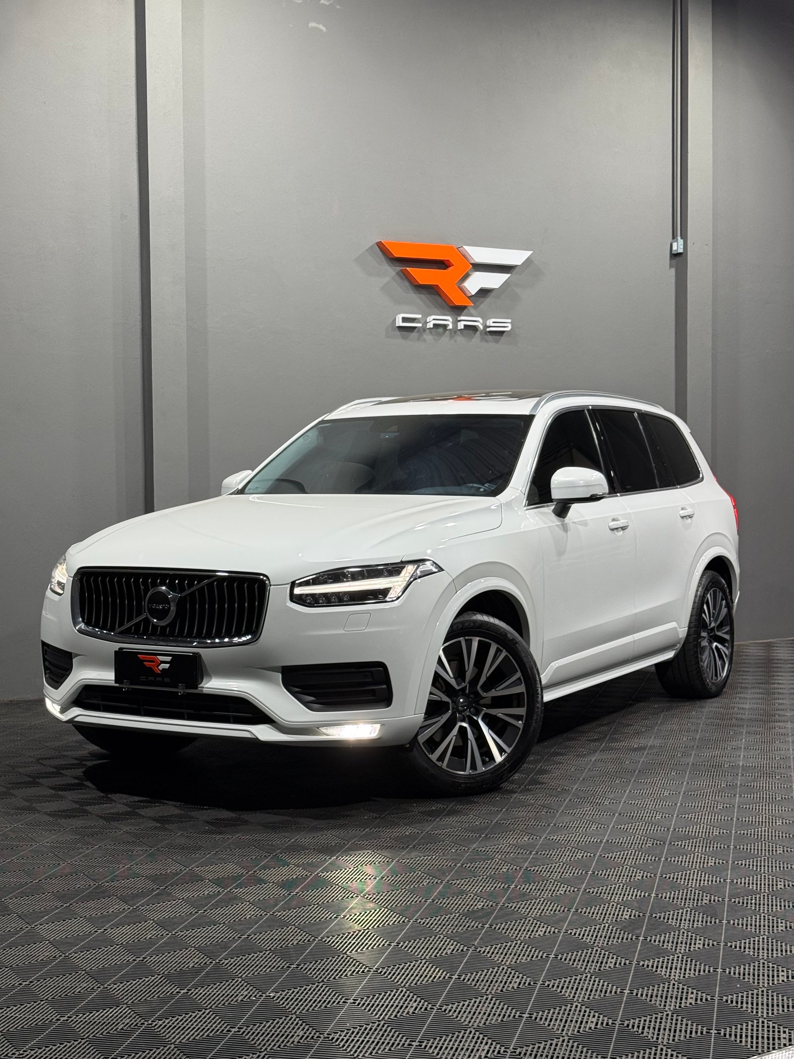Volvo VOLVO XC90 T6 MOMENTUM 2019/2020