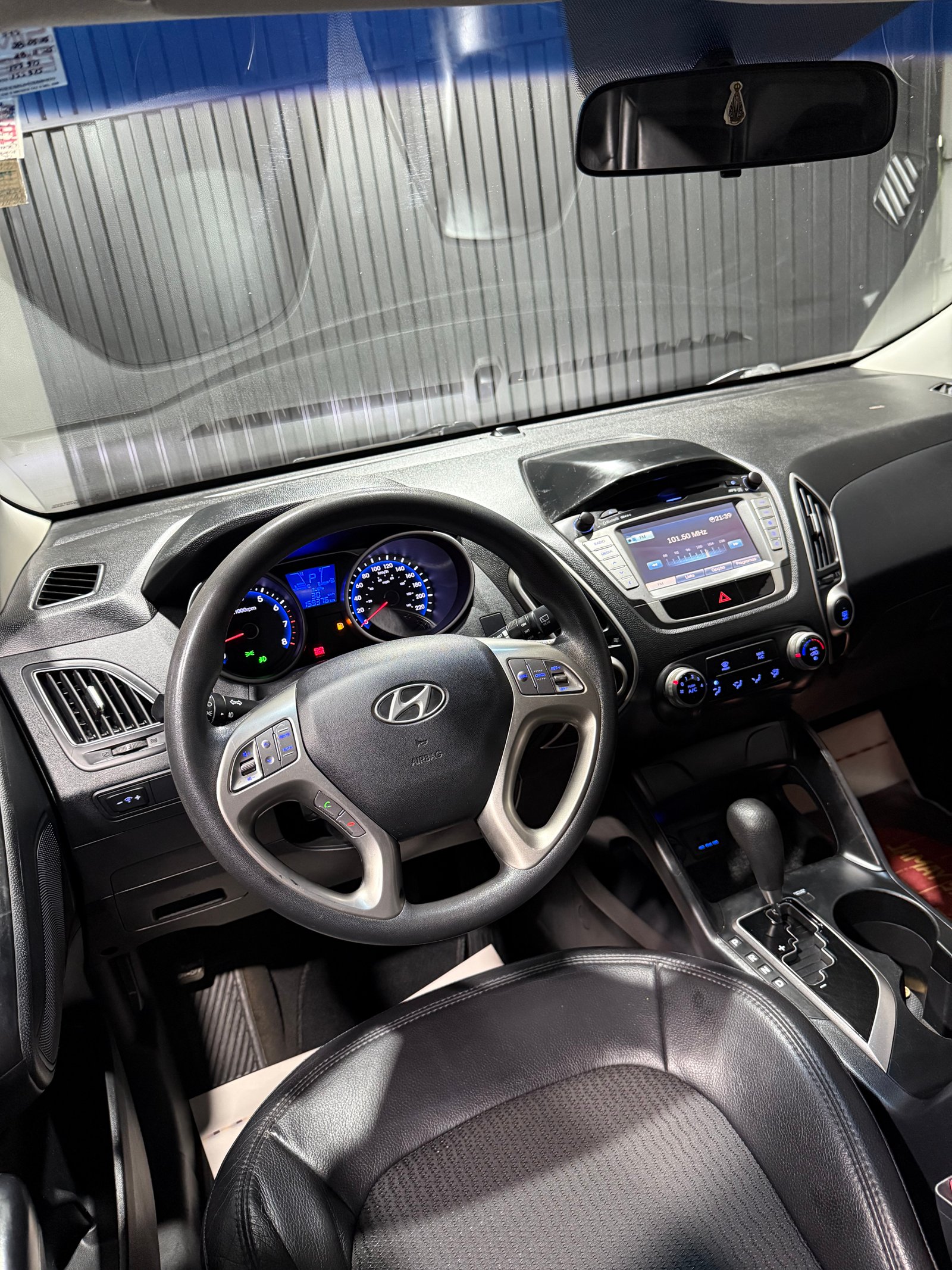 HYUNDAI IX35 GLS 2.0 — foto 10