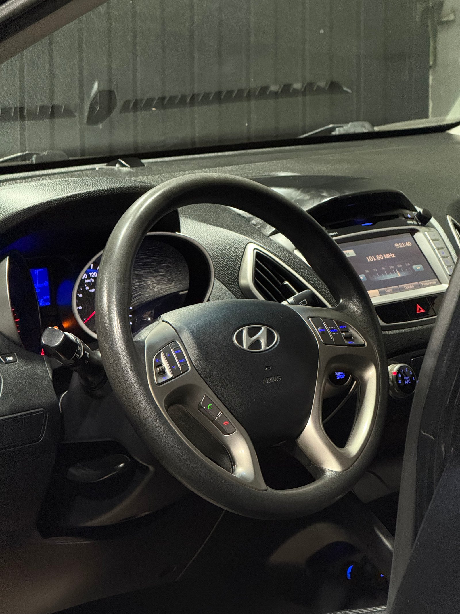 HYUNDAI IX35 GLS 2.0 — foto 11