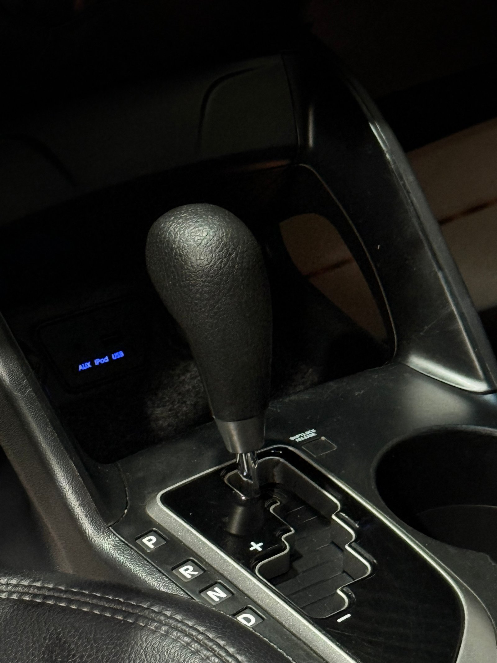 HYUNDAI IX35 GLS 2.0 — foto 13