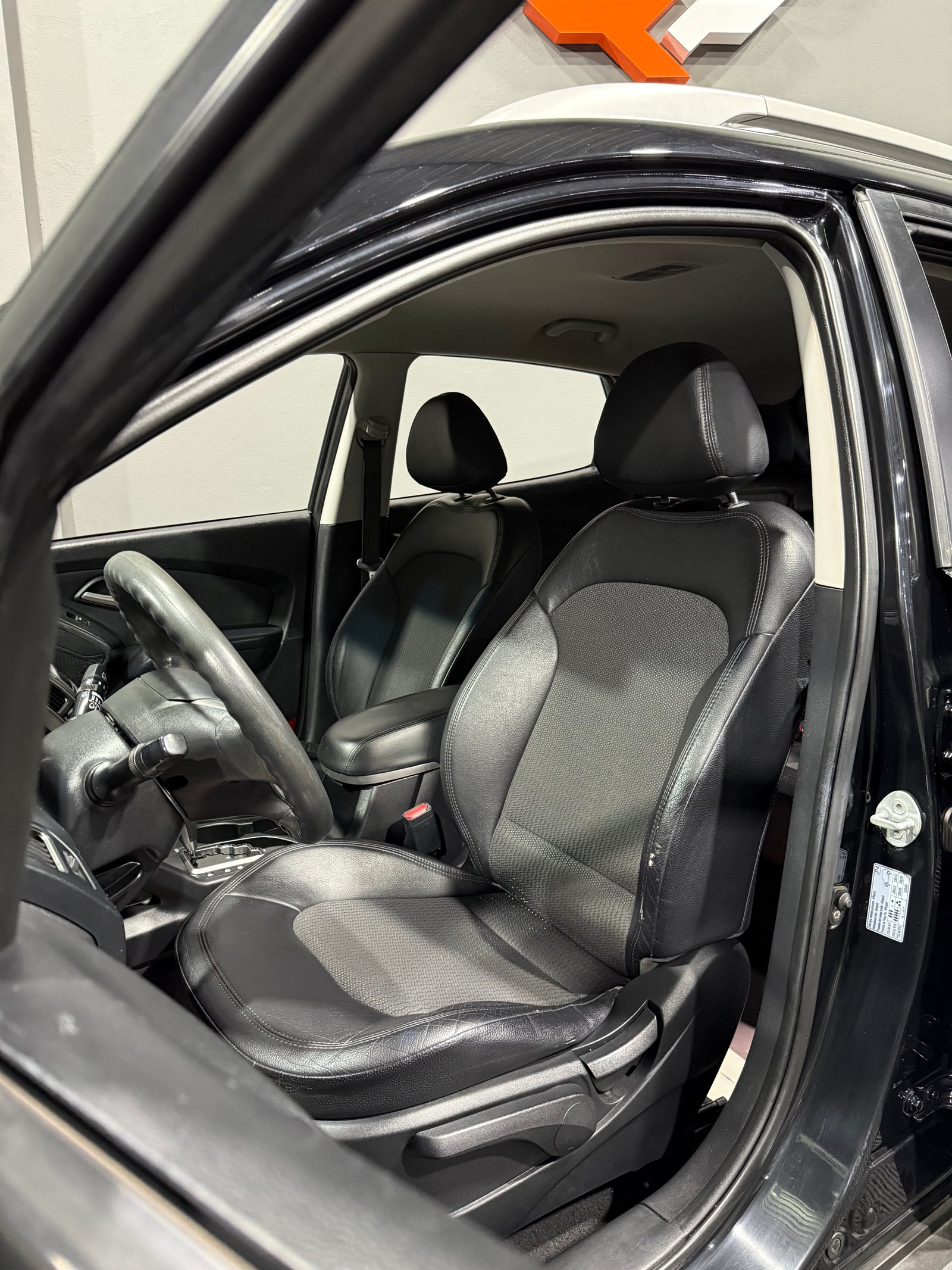 HYUNDAI IX35 GLS 2.0 — foto 14