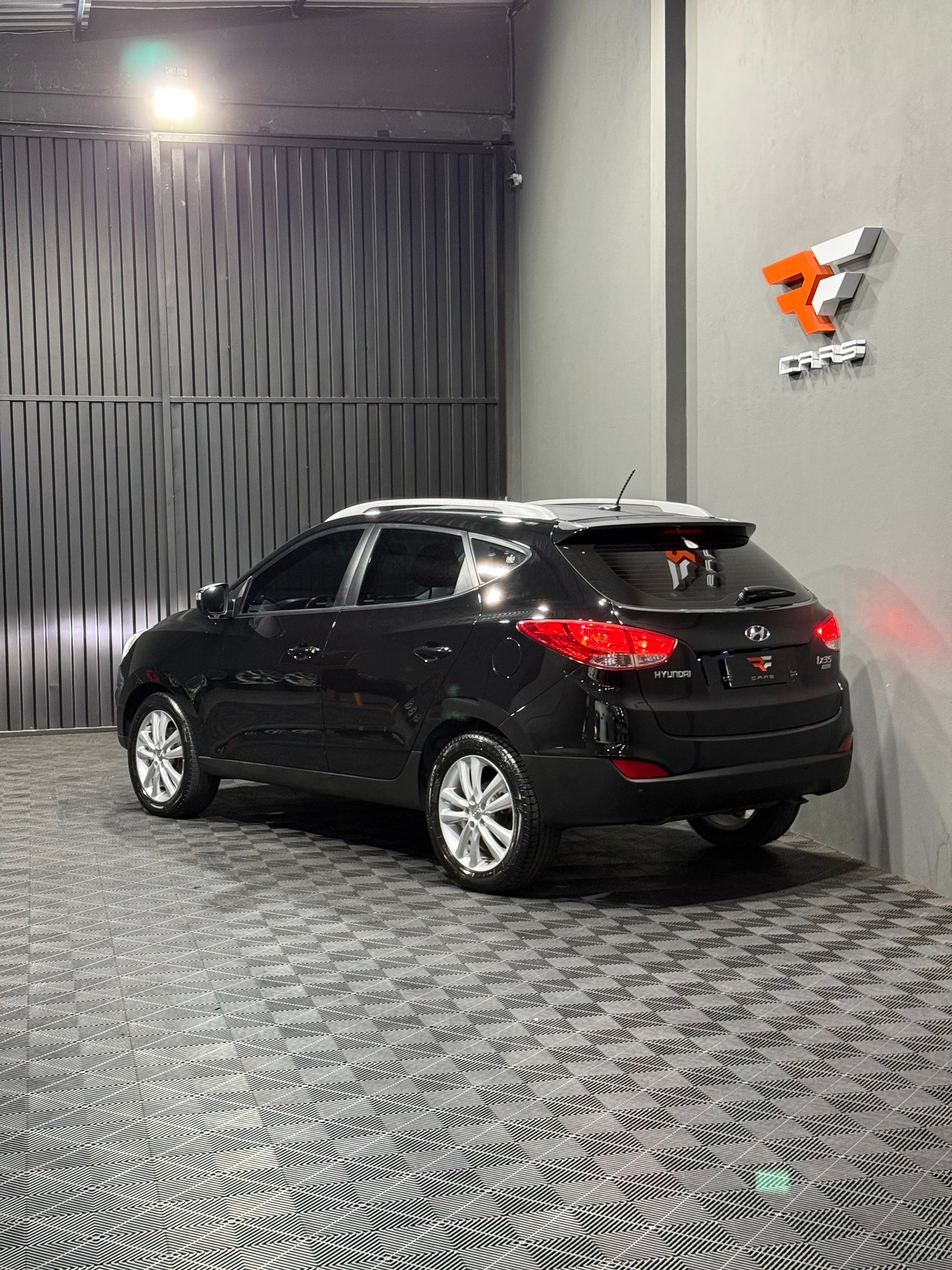 HYUNDAI IX35 GLS 2.0 — foto 18
