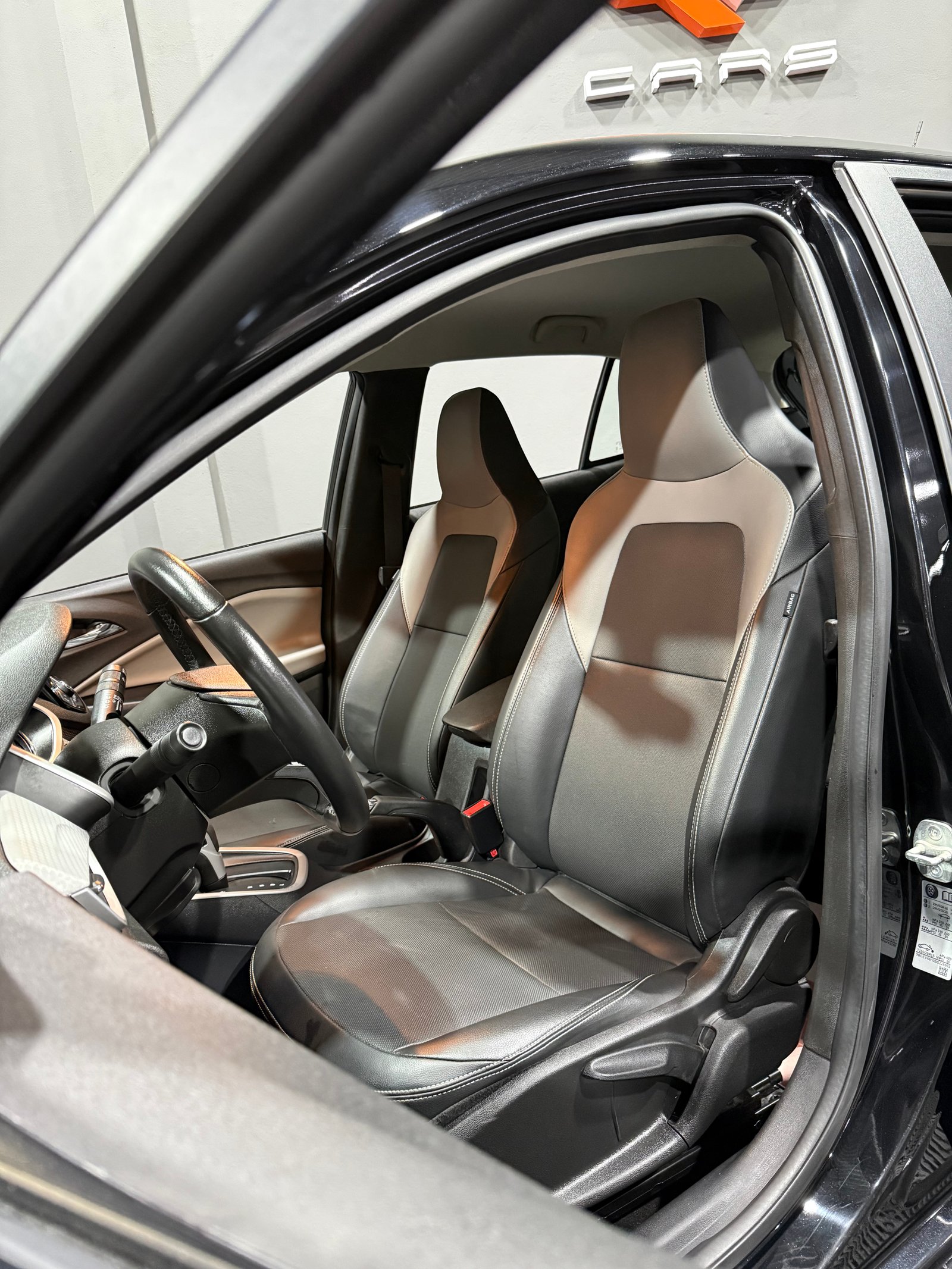 CHEVROLET ONIX PREMIERll TURBO — foto 14