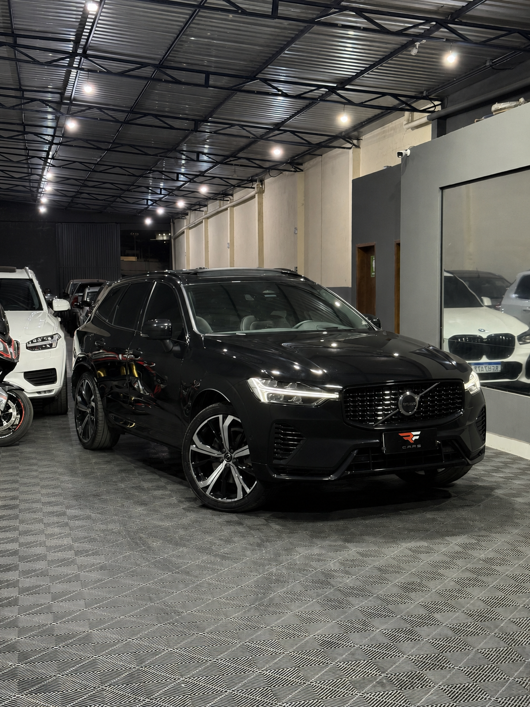 VOLVO XC60 T-8 R-DESIGN 2.0 — foto 7