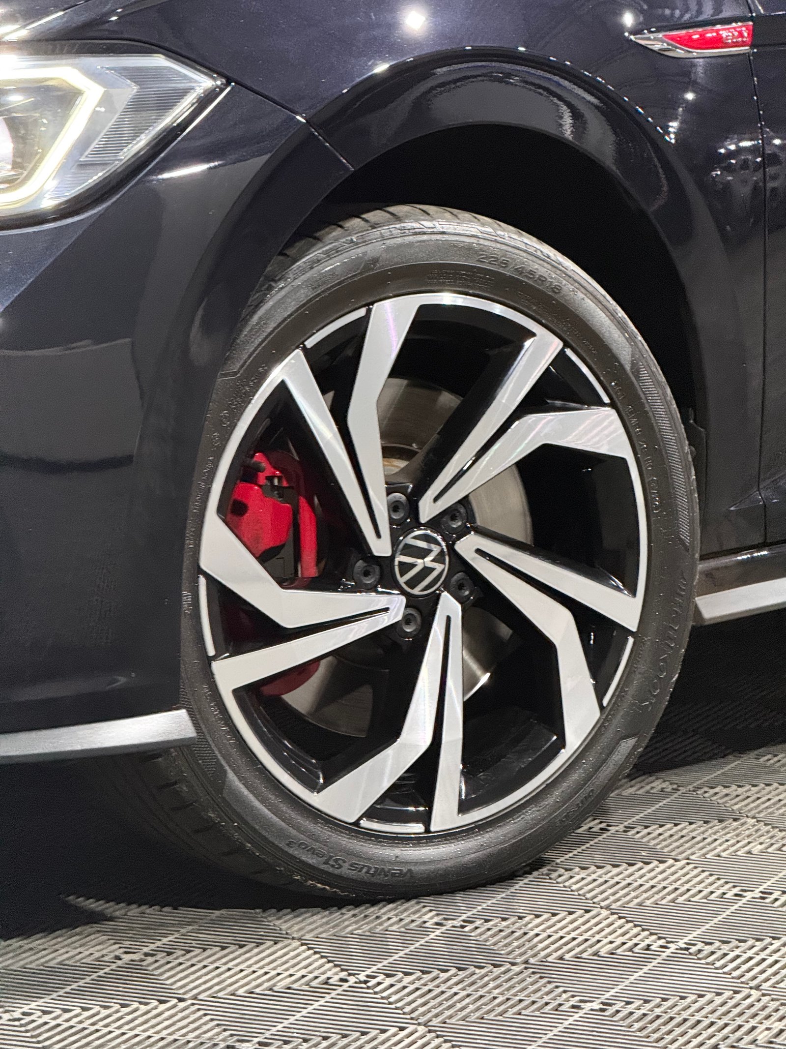VW JETTA GLI 350 2.0 TSI — foto 3