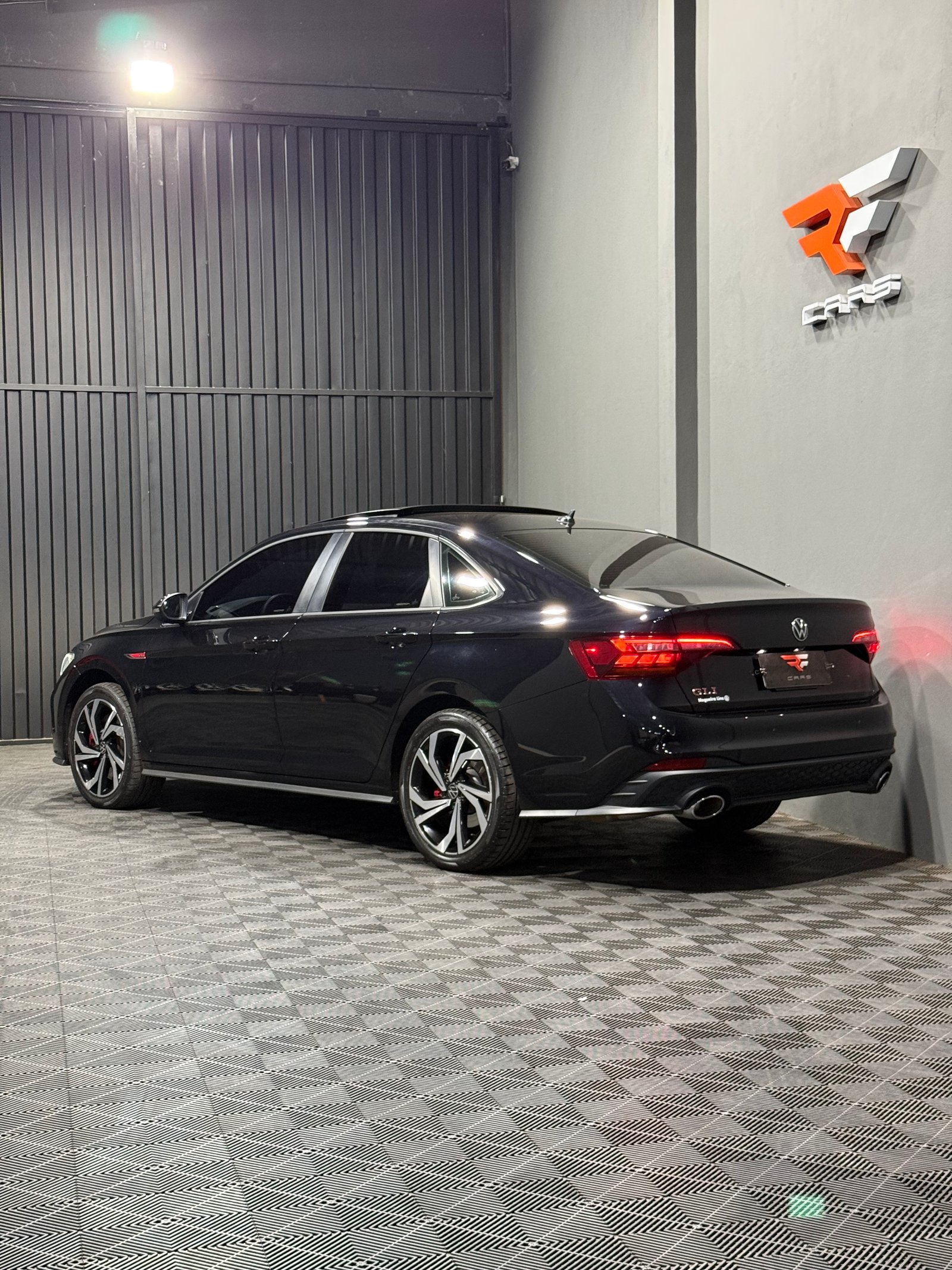 VW JETTA GLI 350 2.0 TSI — foto 20