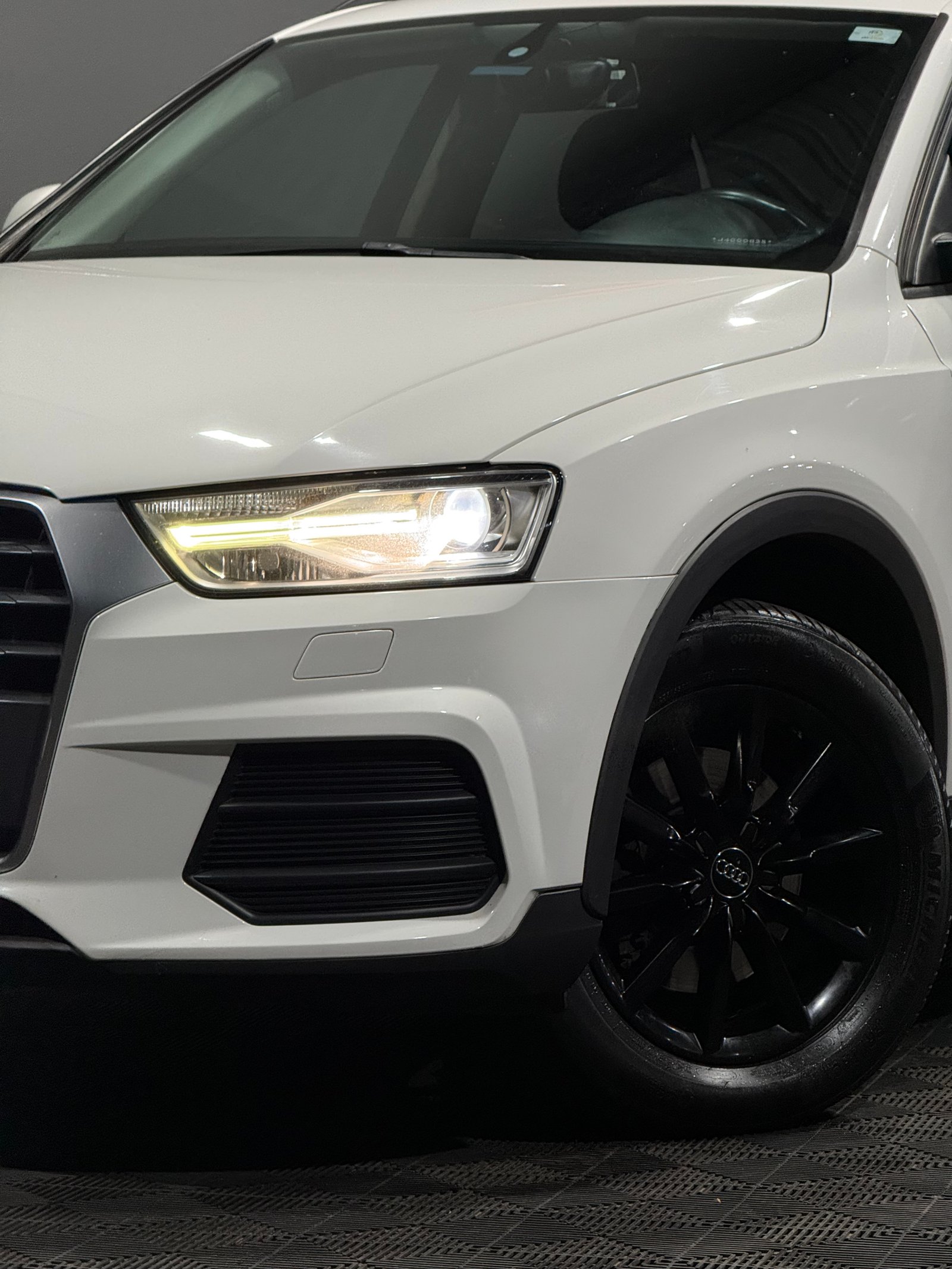 AUDI Q3 1.4 TFSI — foto 2