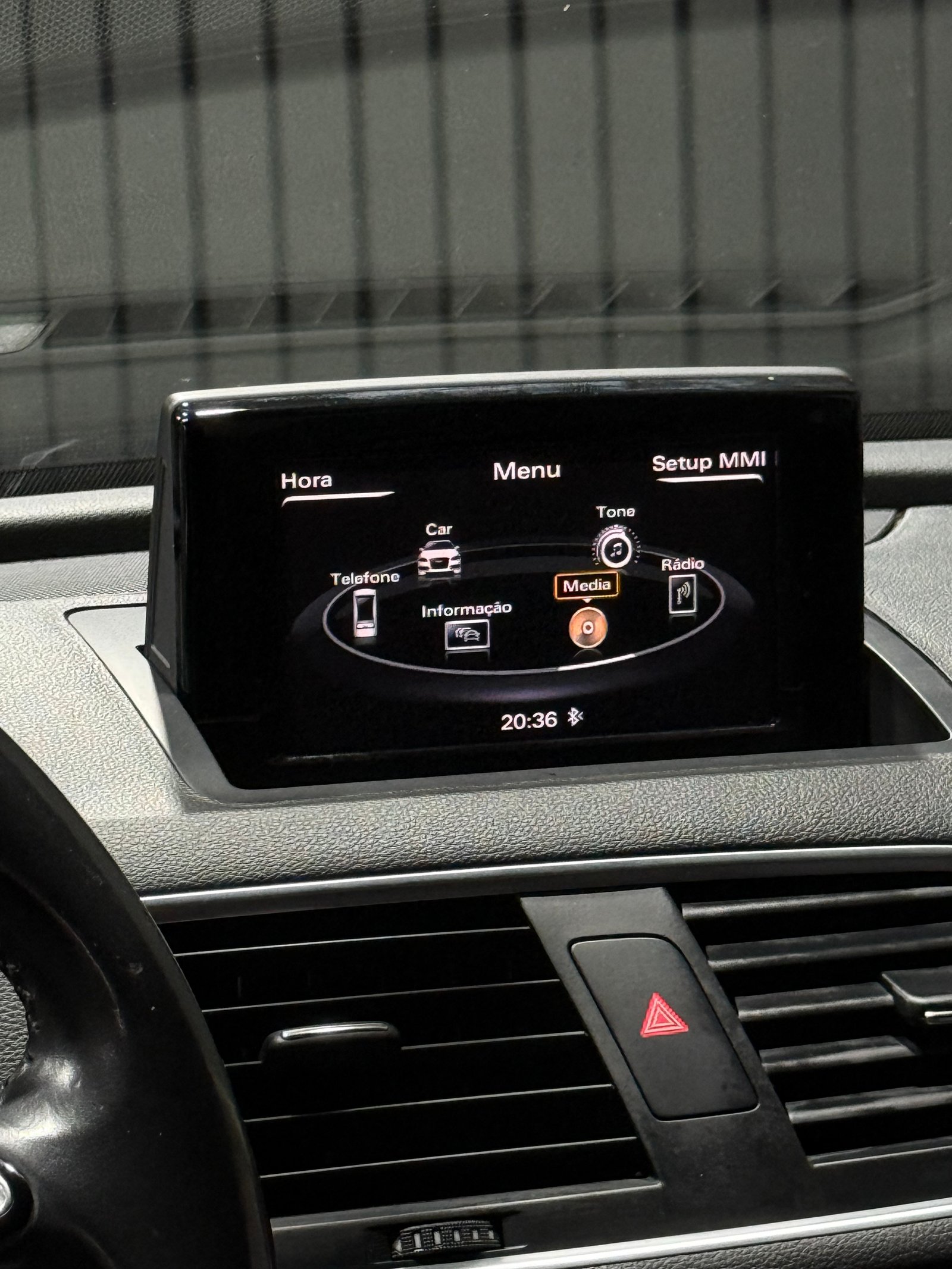 AUDI Q3 1.4 TFSI — foto 11