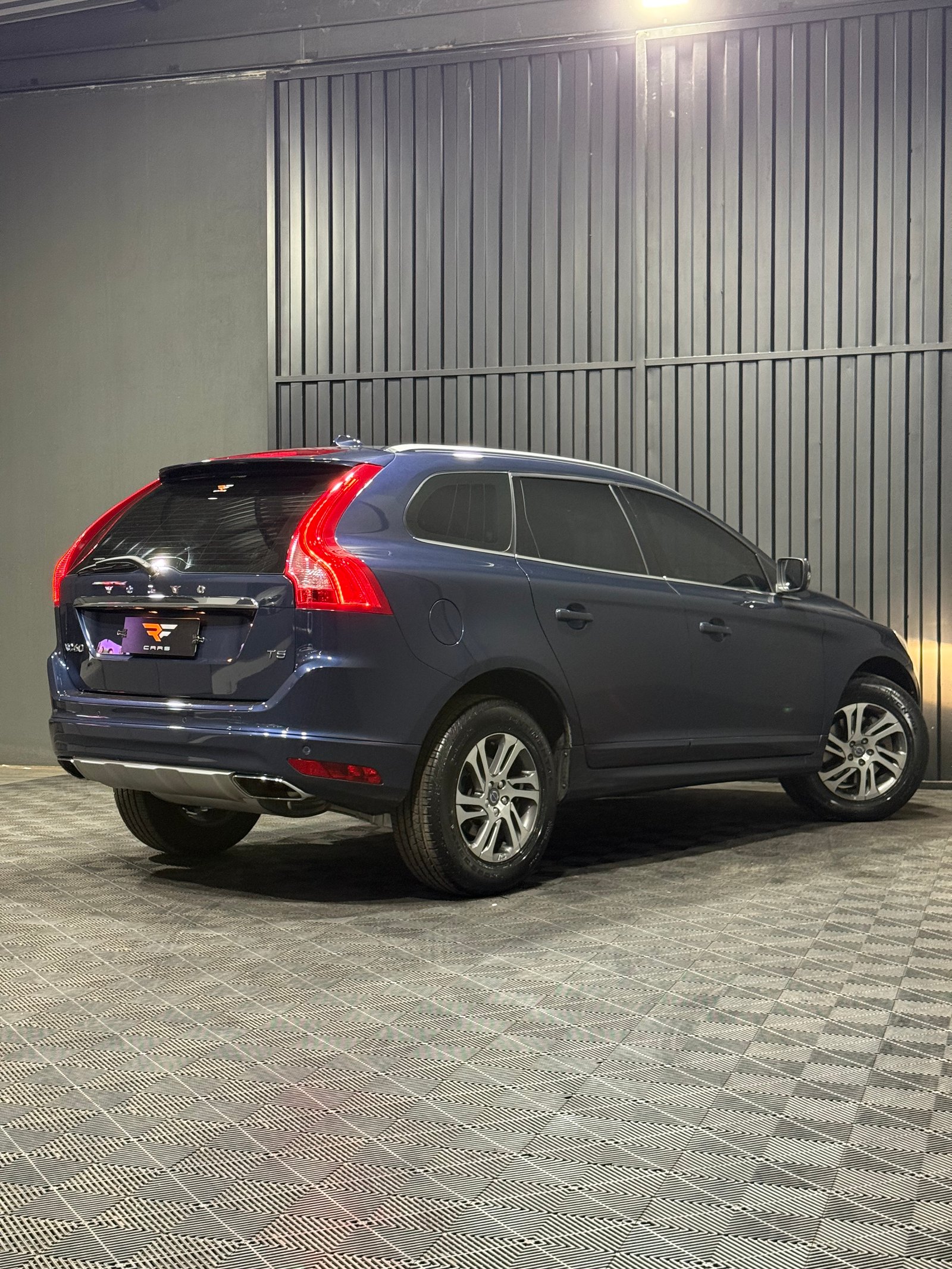 XC60 T5 COMFORT 2.0 TURBO — foto 7