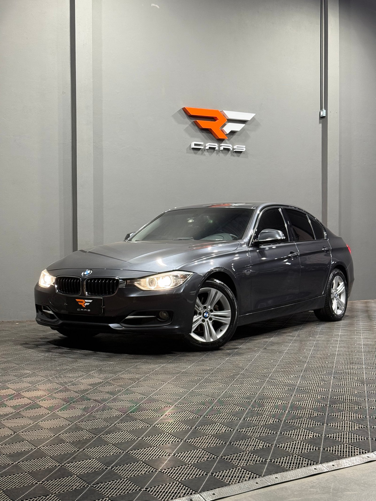 BMW 320i SPORT 2.0 TURBO 2012/2013