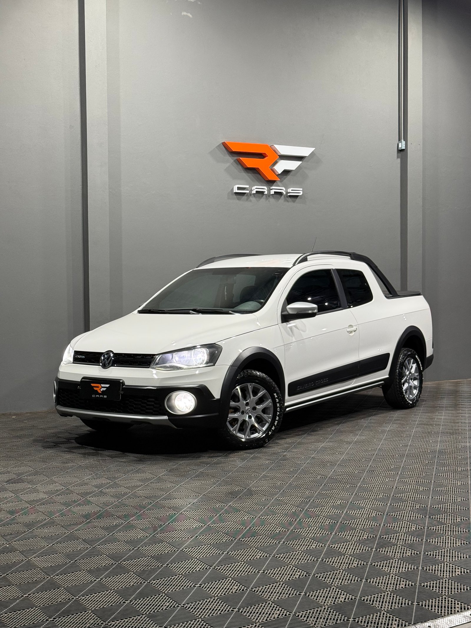 Volkswagen SAVEIRO CROSS 1.6 MSI CD 2014/2015