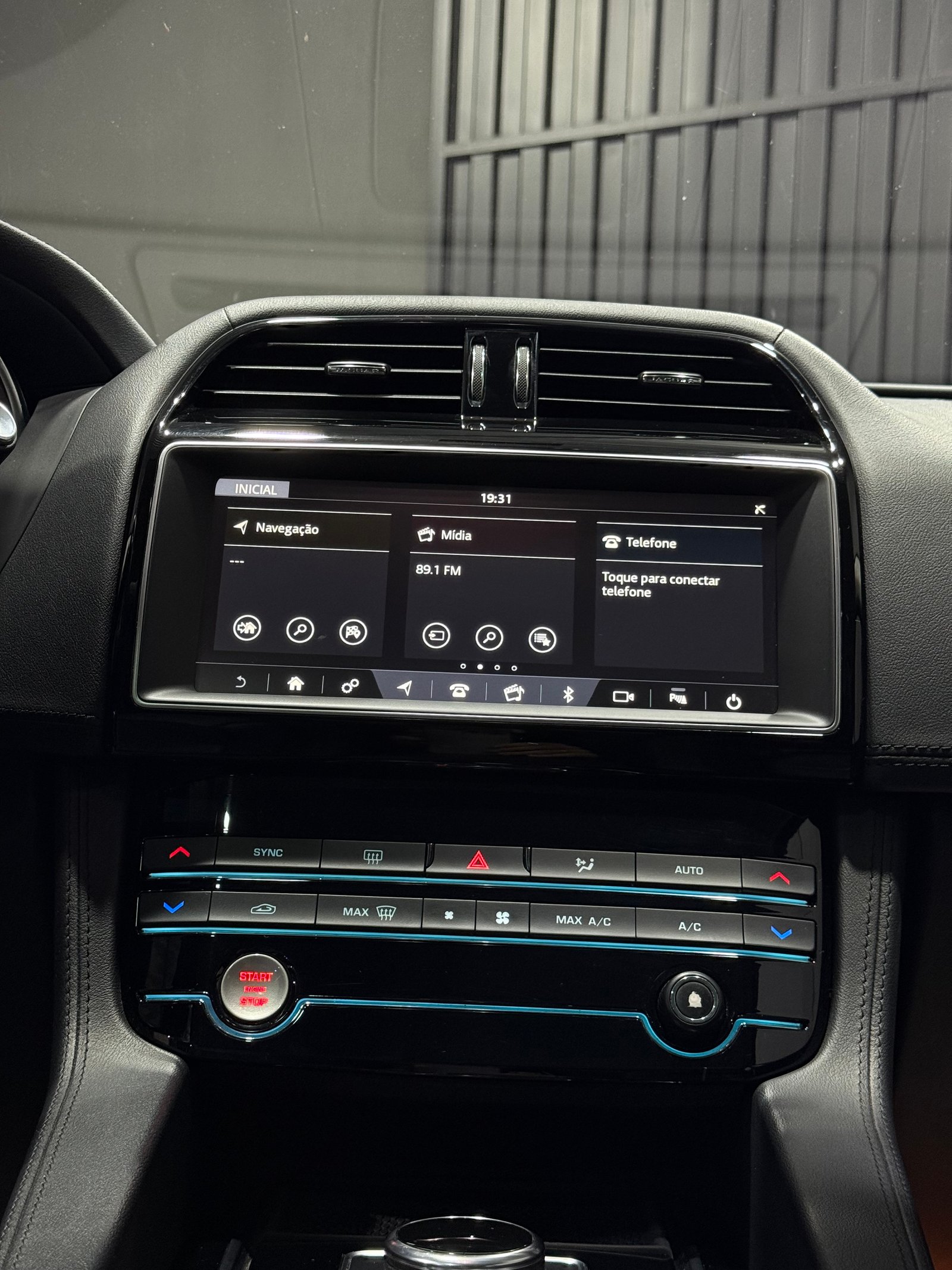F-PACE PRESTIGE 2.0 TURBO — foto 12